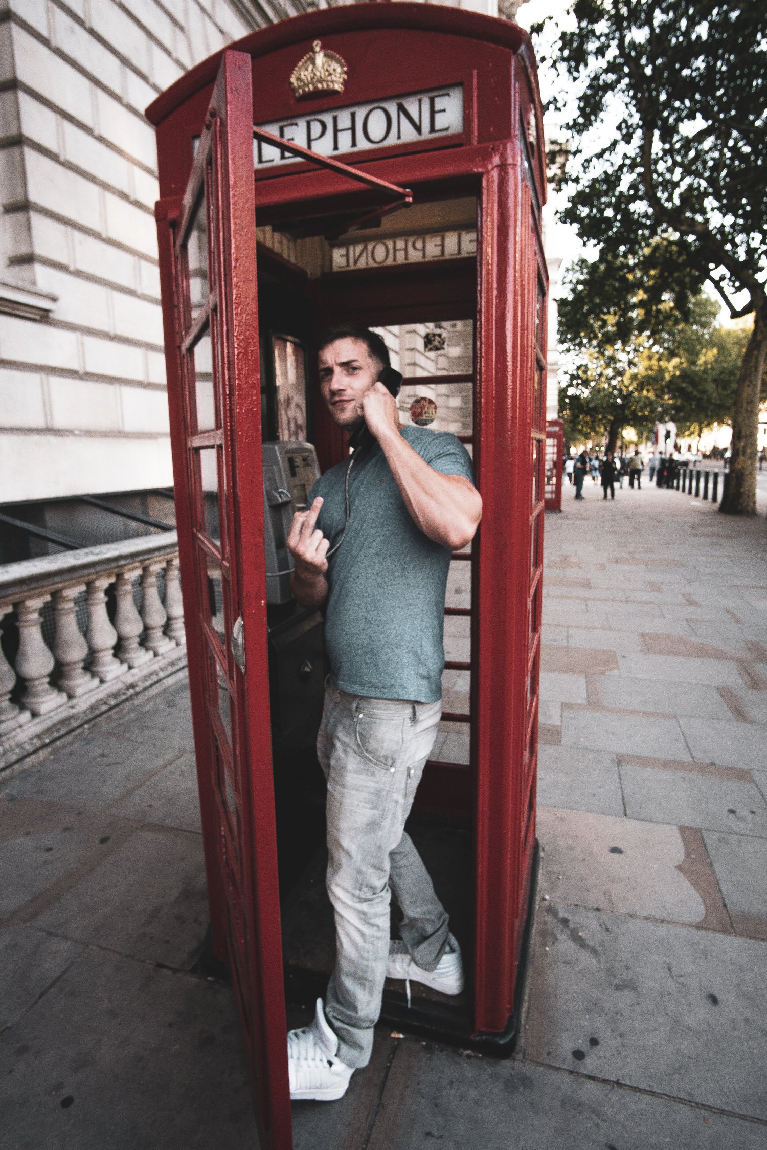 LONDON (LOW RES WB)-2.jpg